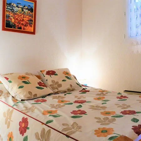 Apartament 2 Pces, 4 Couchages, Terrasse, Parking, Piscine, Proche Et Commerces - - Fr-1-251-558 Le Lavandou