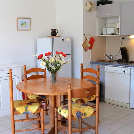 Apartament 2 Pces, 4 Couchages, Terrasse, Parking, Piscine, Proche Et Commerces - - Fr-1-251-558 Le Lavandou
